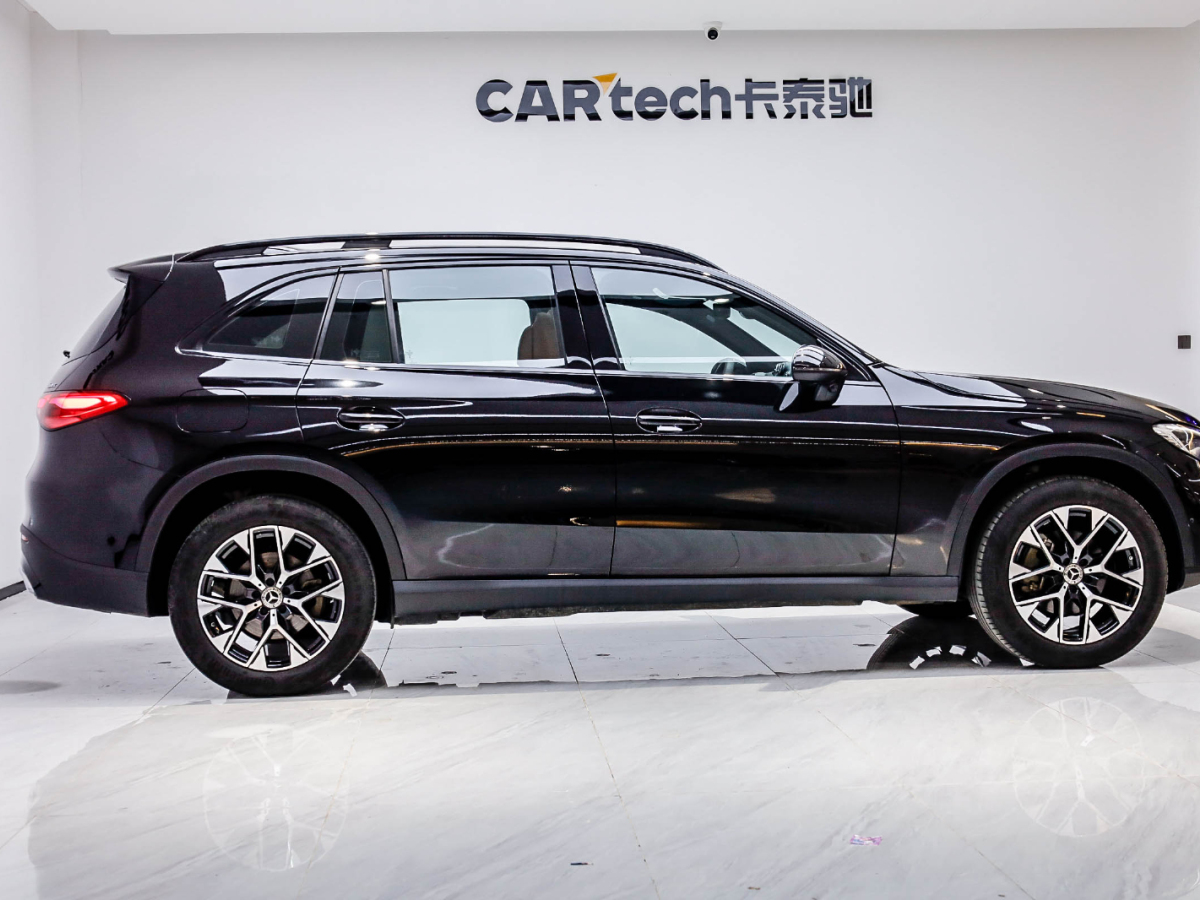 奔馳GLC級(jí) 2023款 GLC 260 L 4MATIC 動(dòng)感型 5座圖片