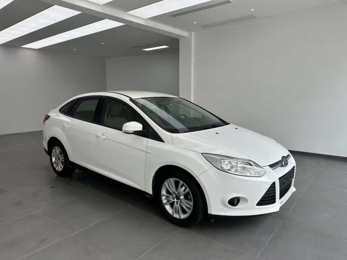 福特 ?？怂? 2012款 三廂 1.6L 自動(dòng)舒適型圖片