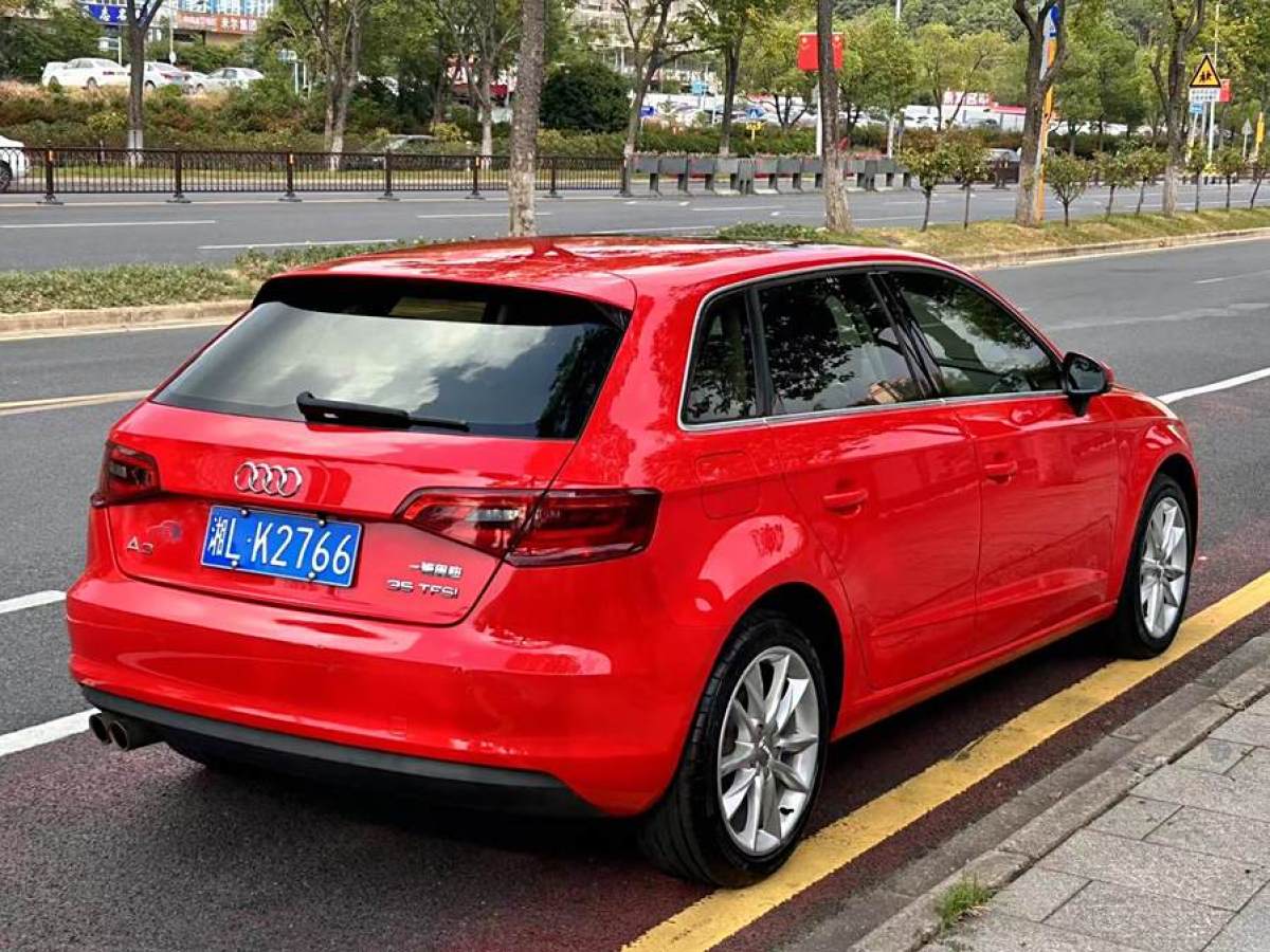 2015年9月奧迪 奧迪A3  2014款 Sportback 35 TFSI 自動舒適型