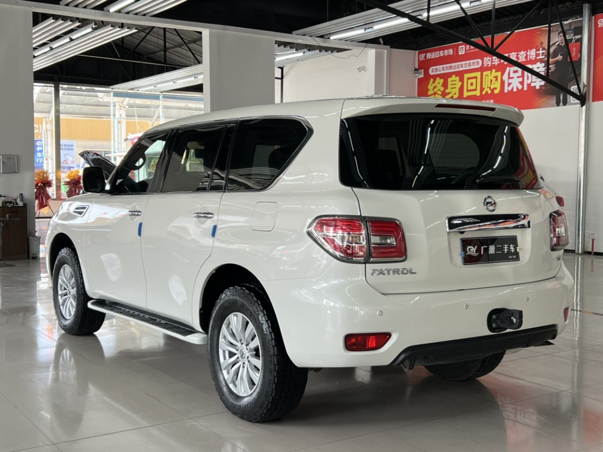 日產(chǎn) 途樂(lè)  2018款 4.0L 領(lǐng)英型圖片