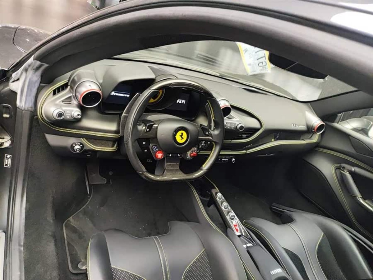 法拉利 F8 Tributo  2019款  3.9T V8圖片