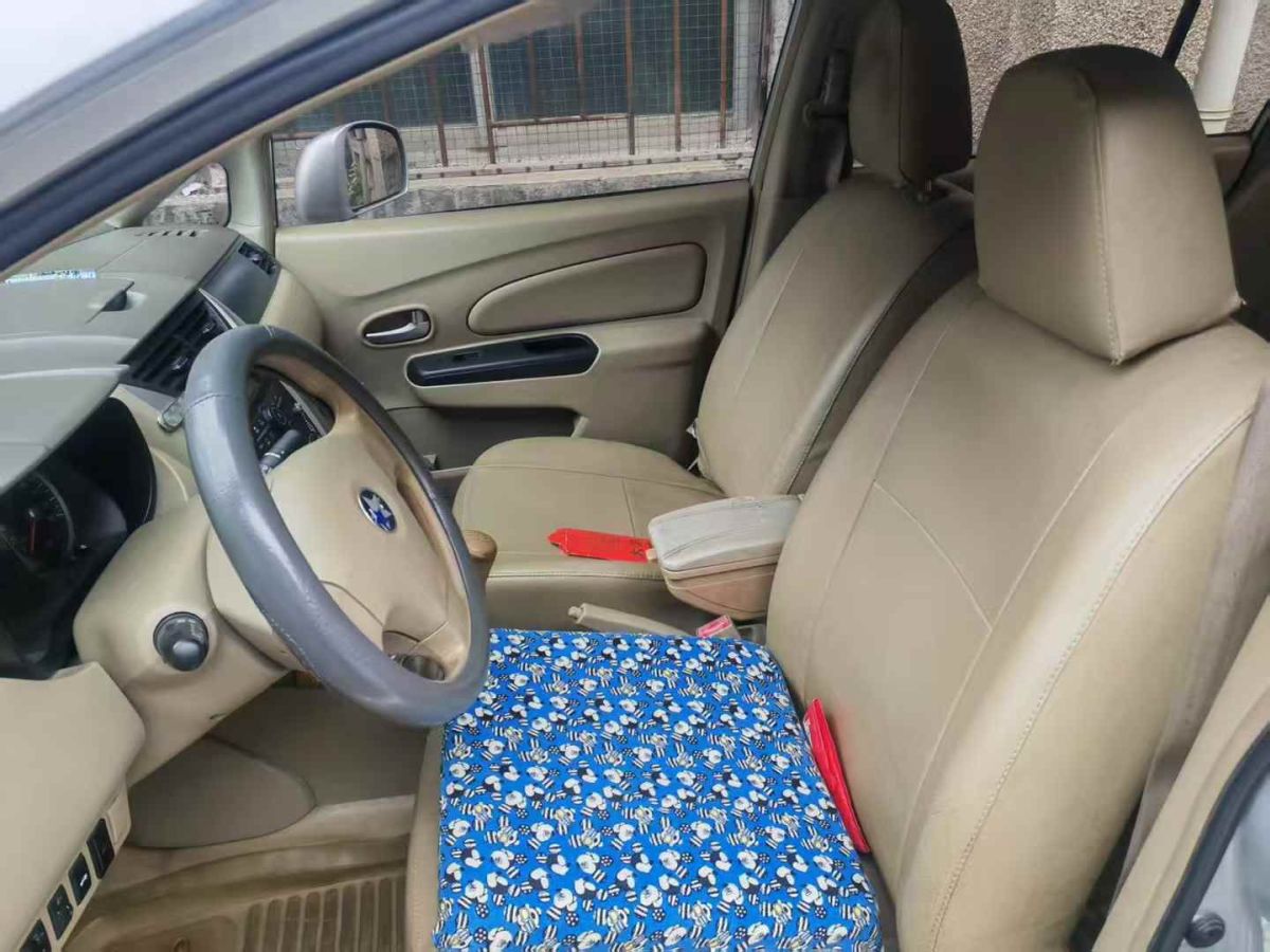啟辰 D50  2013款 1.6L 手動(dòng)時(shí)尚版圖片