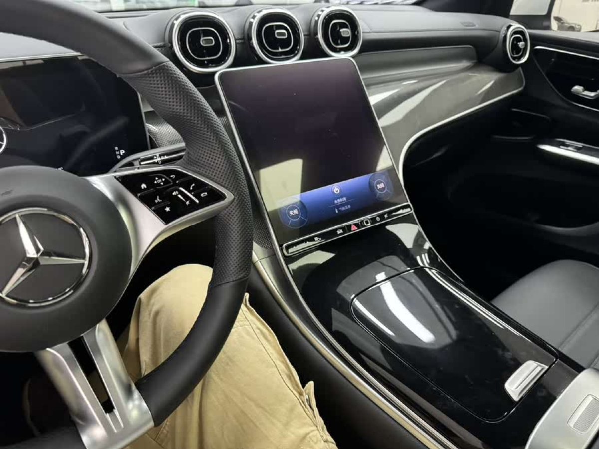 奔馳 奔馳GLC  2024款 GLC 260 L 4MATIC 動感型 5座圖片