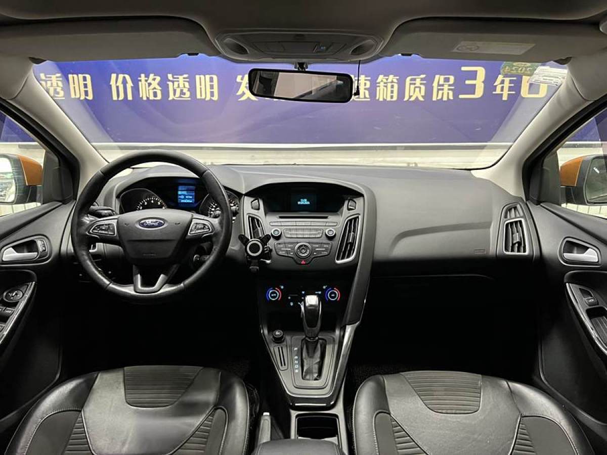 福特 ?？怂? 2015款 兩廂 1.6L 自動風尚型圖片