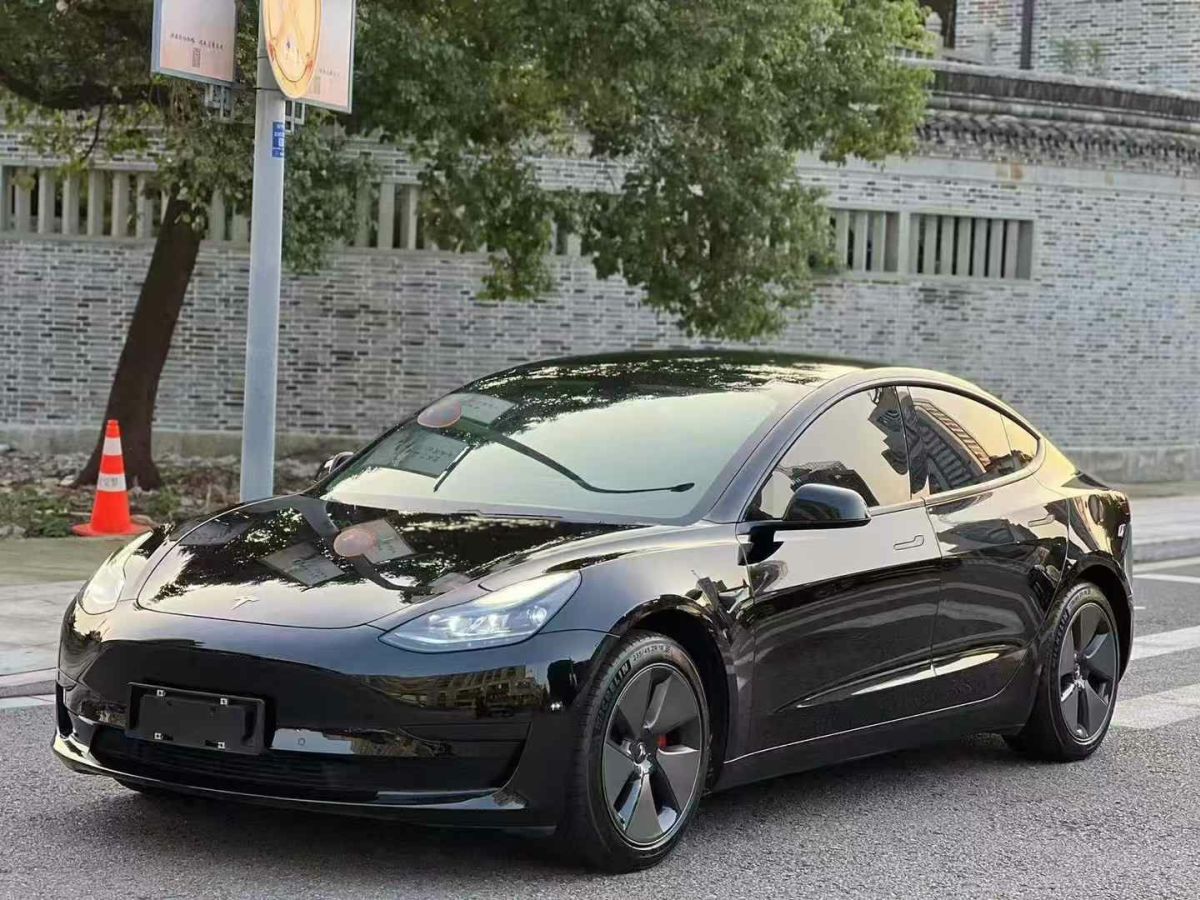 特斯拉 Model S  2021款 Plaid Plus 版圖片