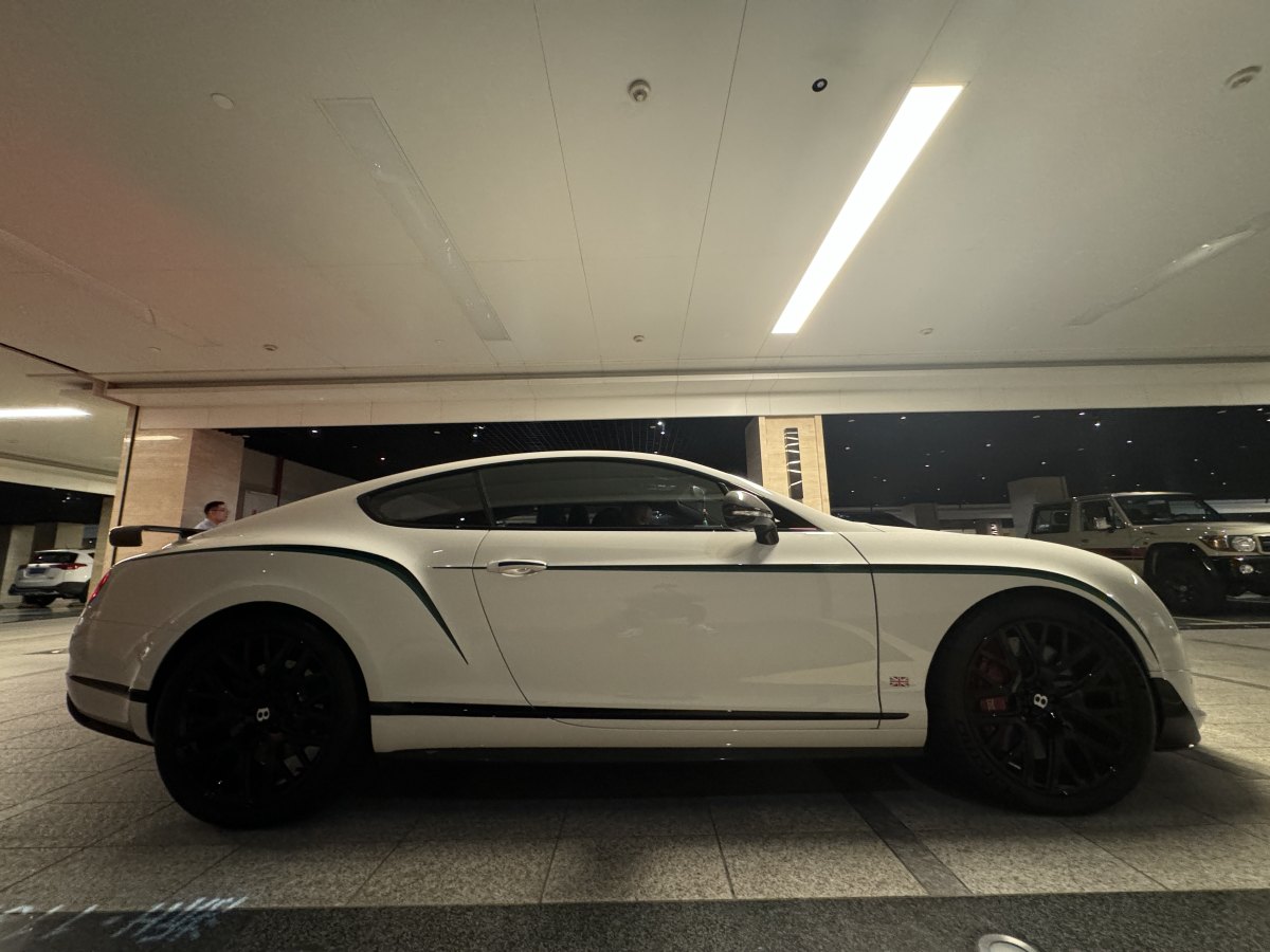 2019年6月宾利 欧陆  2015款 4.0T GT3-R