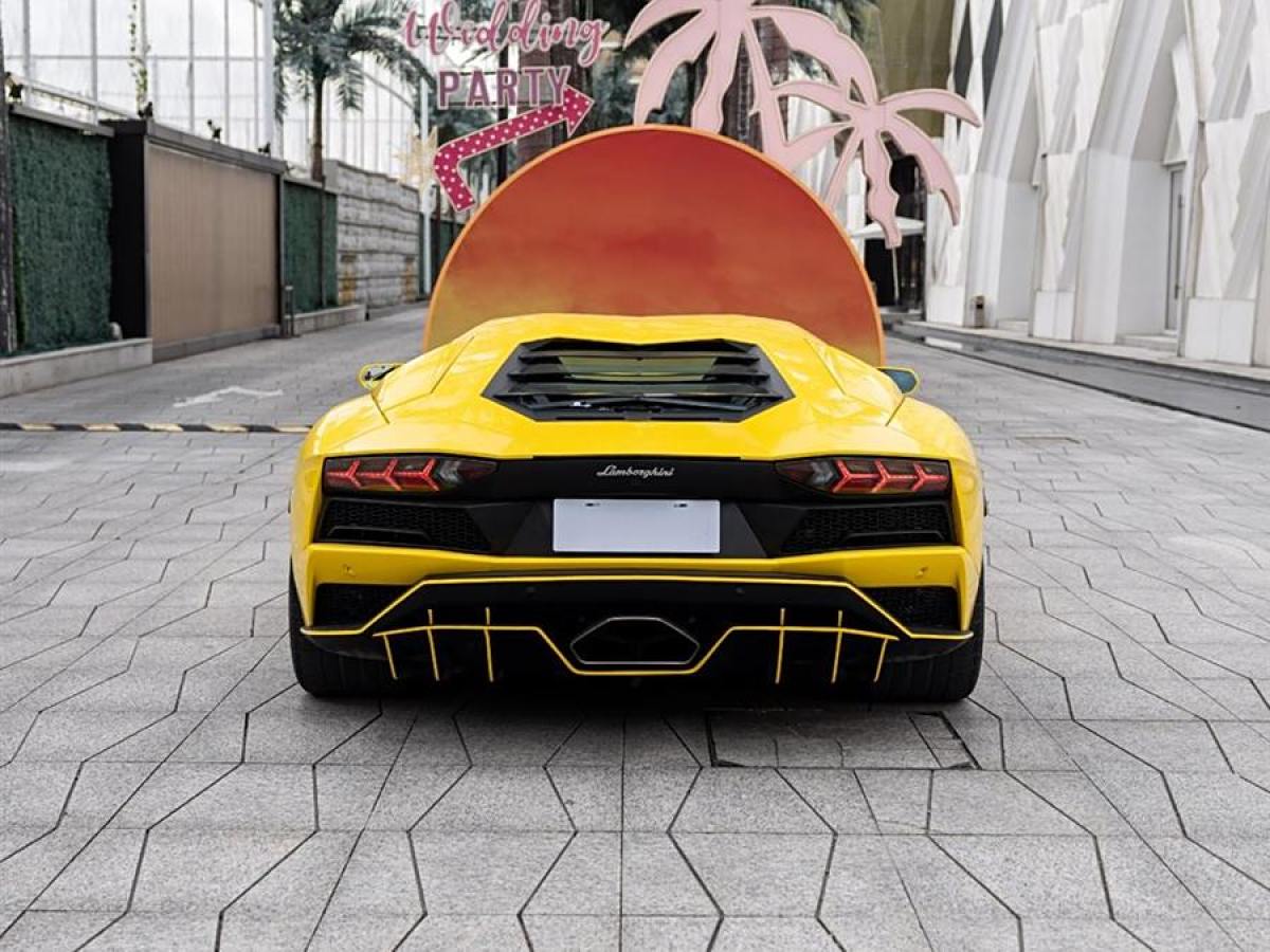 蘭博基尼 Aventador  2017款 Aventador S圖片