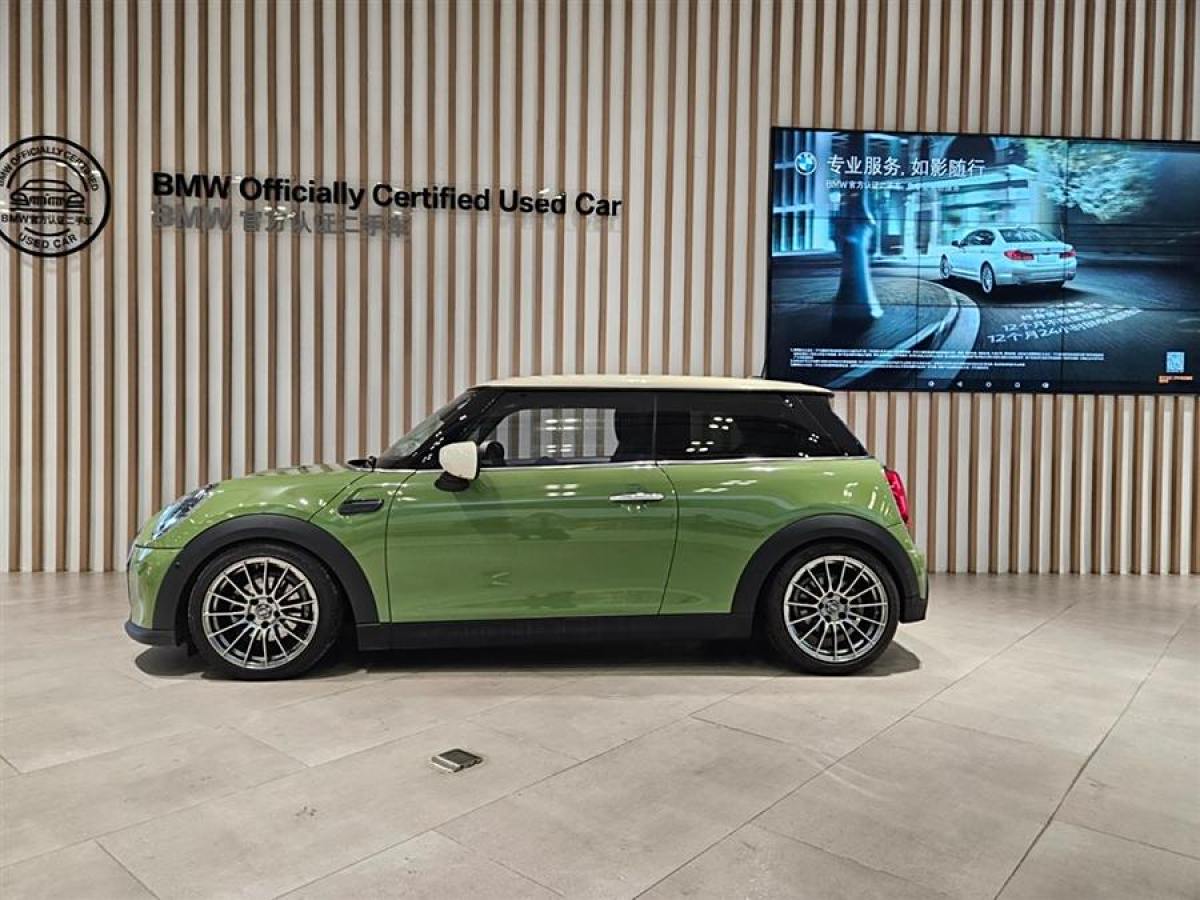 2021年9月MINI MINI  2022款 改款 1.5T COOPER 經(jīng)典派