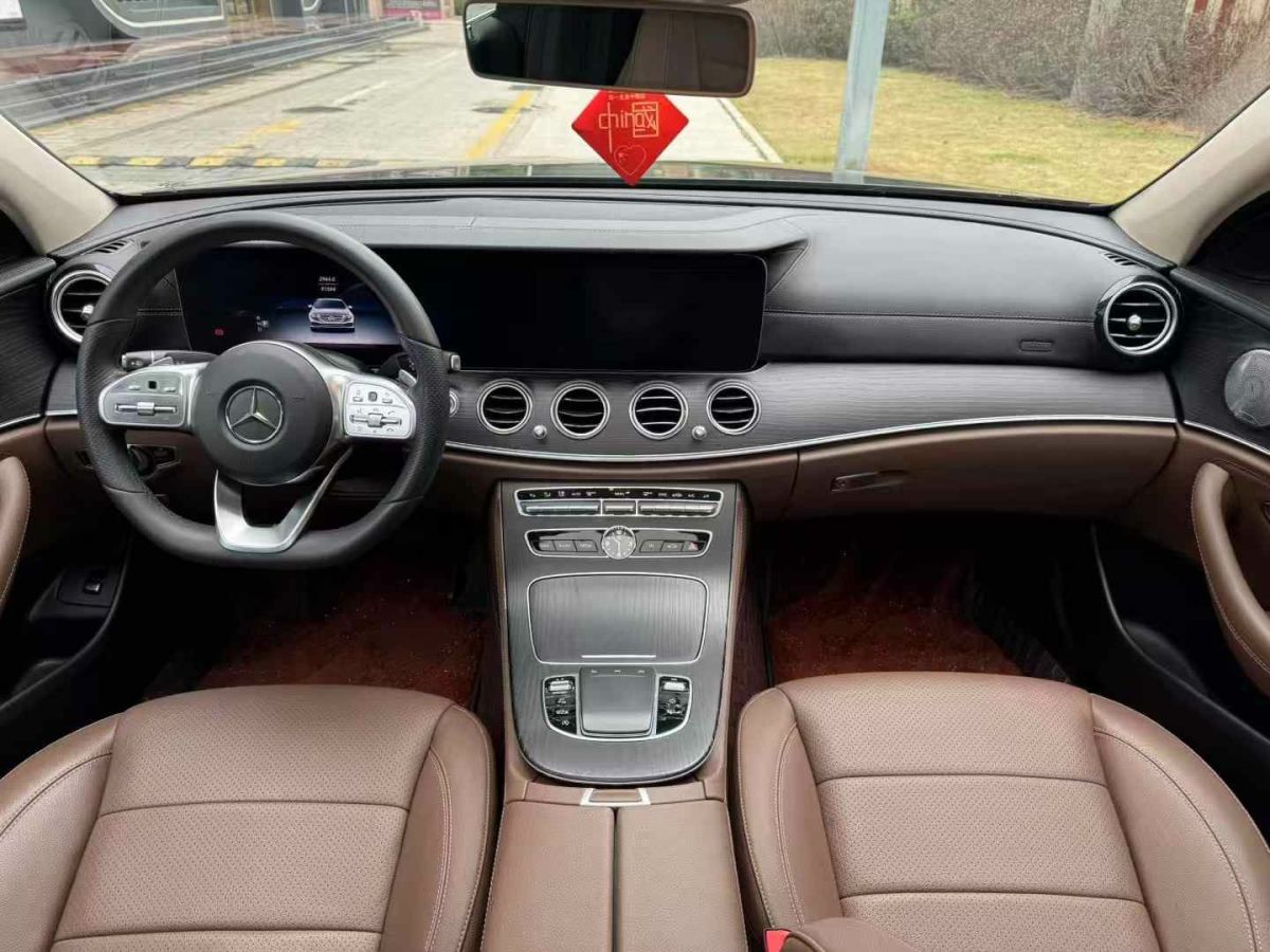 奔馳 奔馳E級  2020款 E 300 L 豪華型圖片