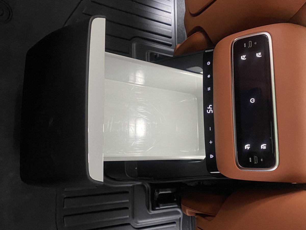 理想 理想L9  2022款 L9 Max版圖片