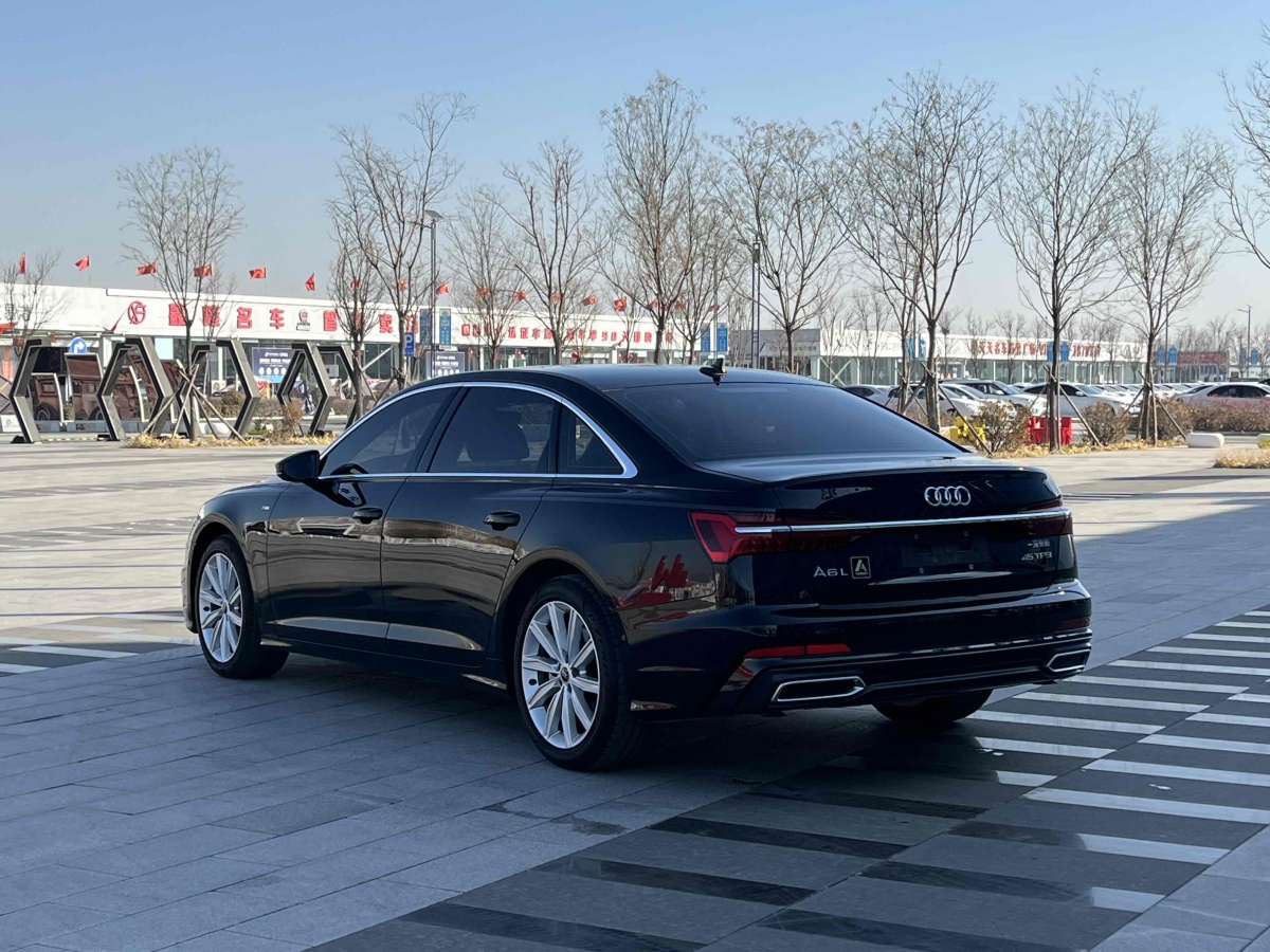 奧迪 奧迪A6L  2022款 45 TFSI 臻選動感型圖片