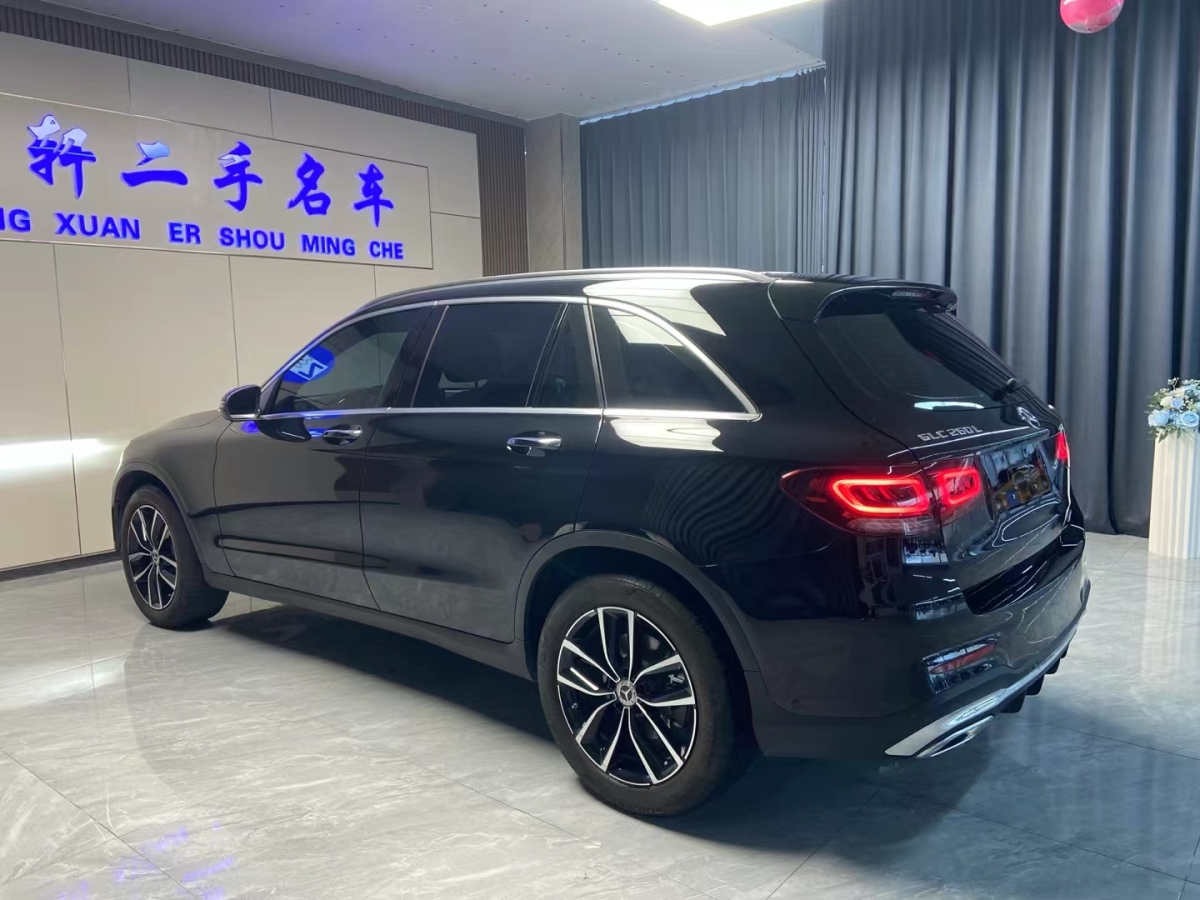 2023年1月奔馳 奔馳GLC  2022款 改款二 GLC 260 L 4MATIC 豪華型