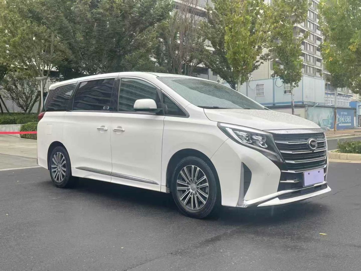 2021年1月上汽大通 V80  2021款 2.0T PLUS AMT商旅頂配版加長(zhǎng)軸高頂17座