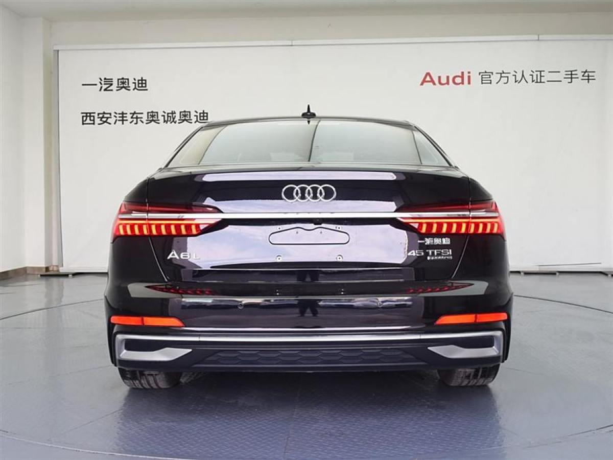 奧迪 奧迪A6L  2024款 45 TFSI quattro 臻選動(dòng)感型圖片