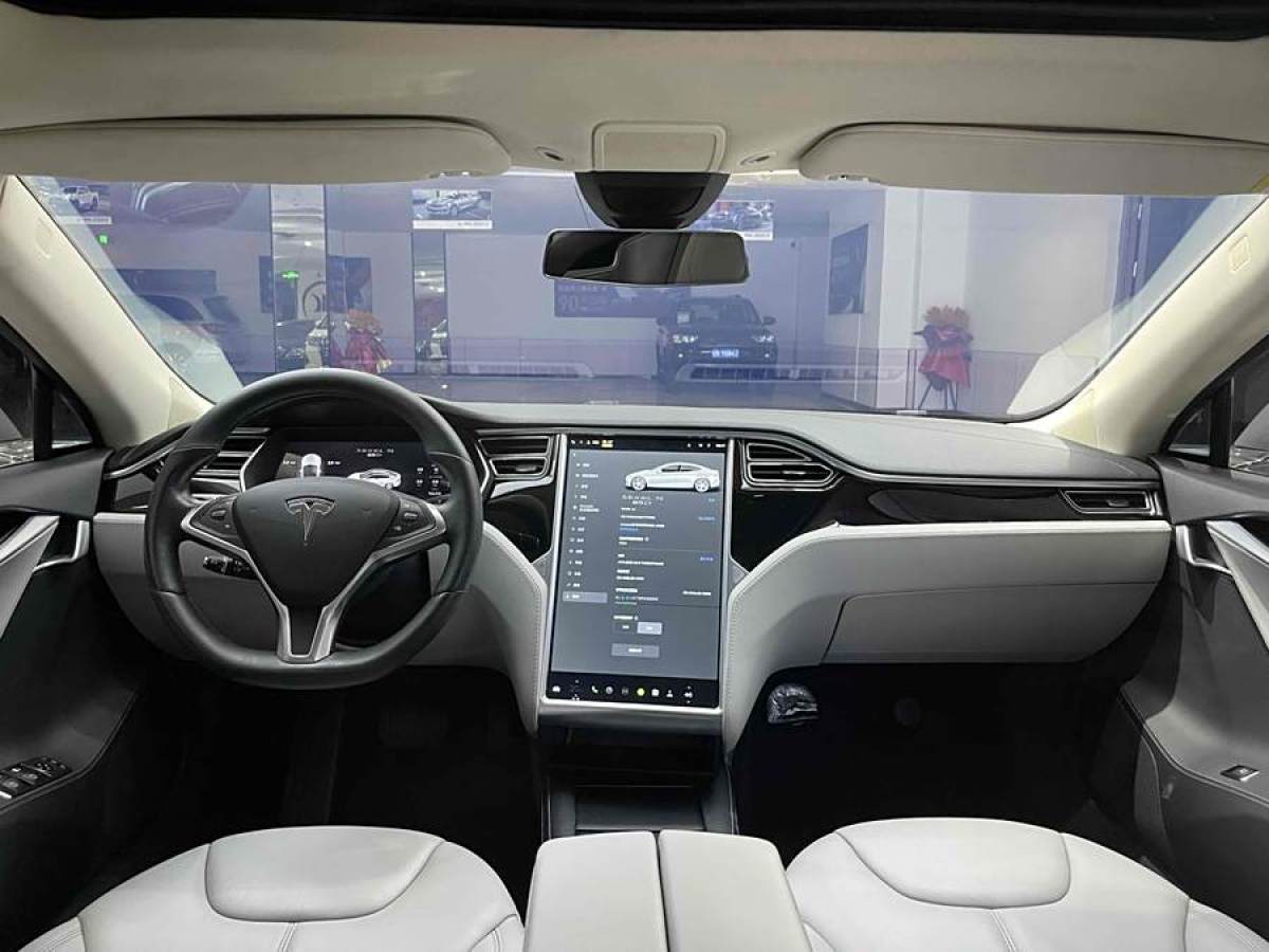 特斯拉 Model S  2015款 Model S 85D圖片