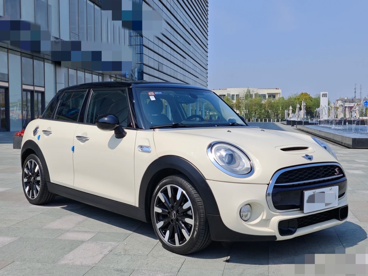 MINI MINI  2015款 2.0T COOPER S 五門版圖片