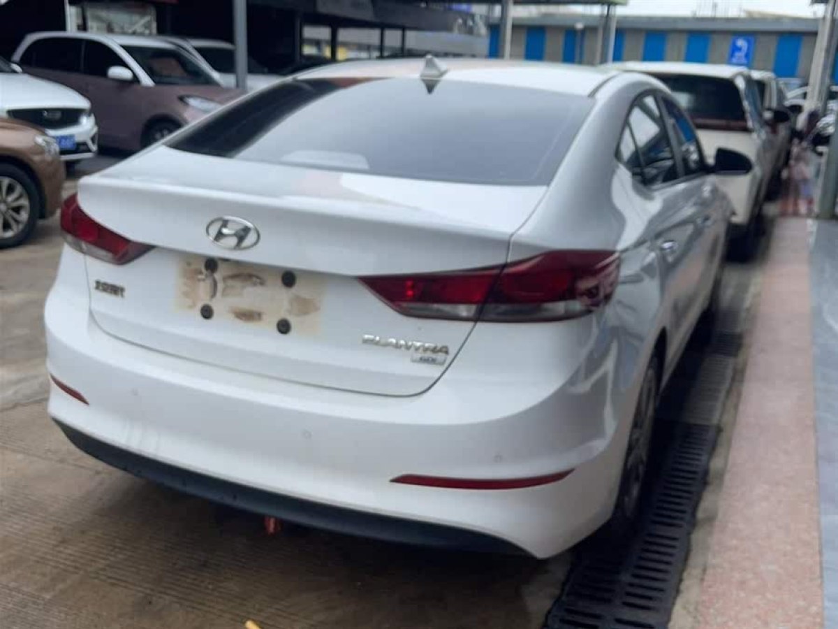 現(xiàn)代 領(lǐng)動(dòng)  2016款 1.6L 自動(dòng)智炫?精英型圖片