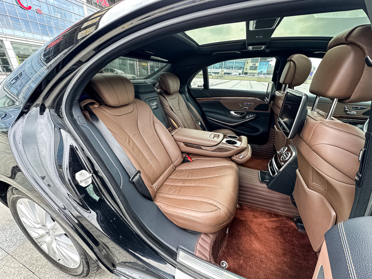 2014年4月奔驰 奔驰S级  2014款 S 400 L 尊贵型