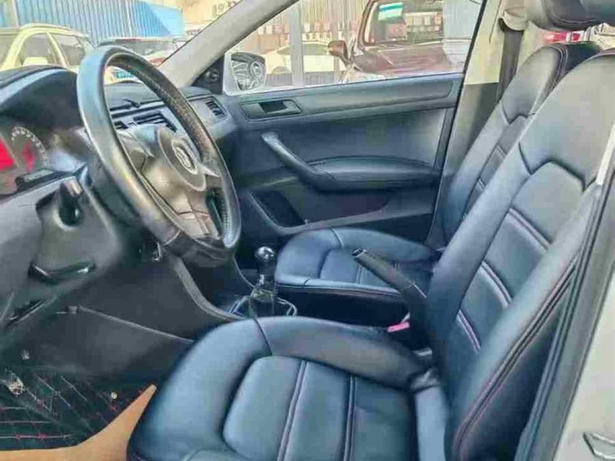 大眾 桑塔納  2015款 1.6L 手動(dòng)舒適版圖片