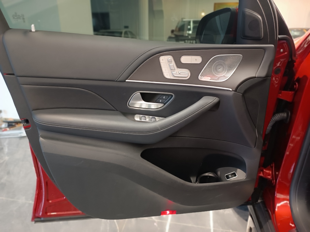奔驰 奔驰GLE  2020款 改款 GLE 450 4MATIC 动感型图片