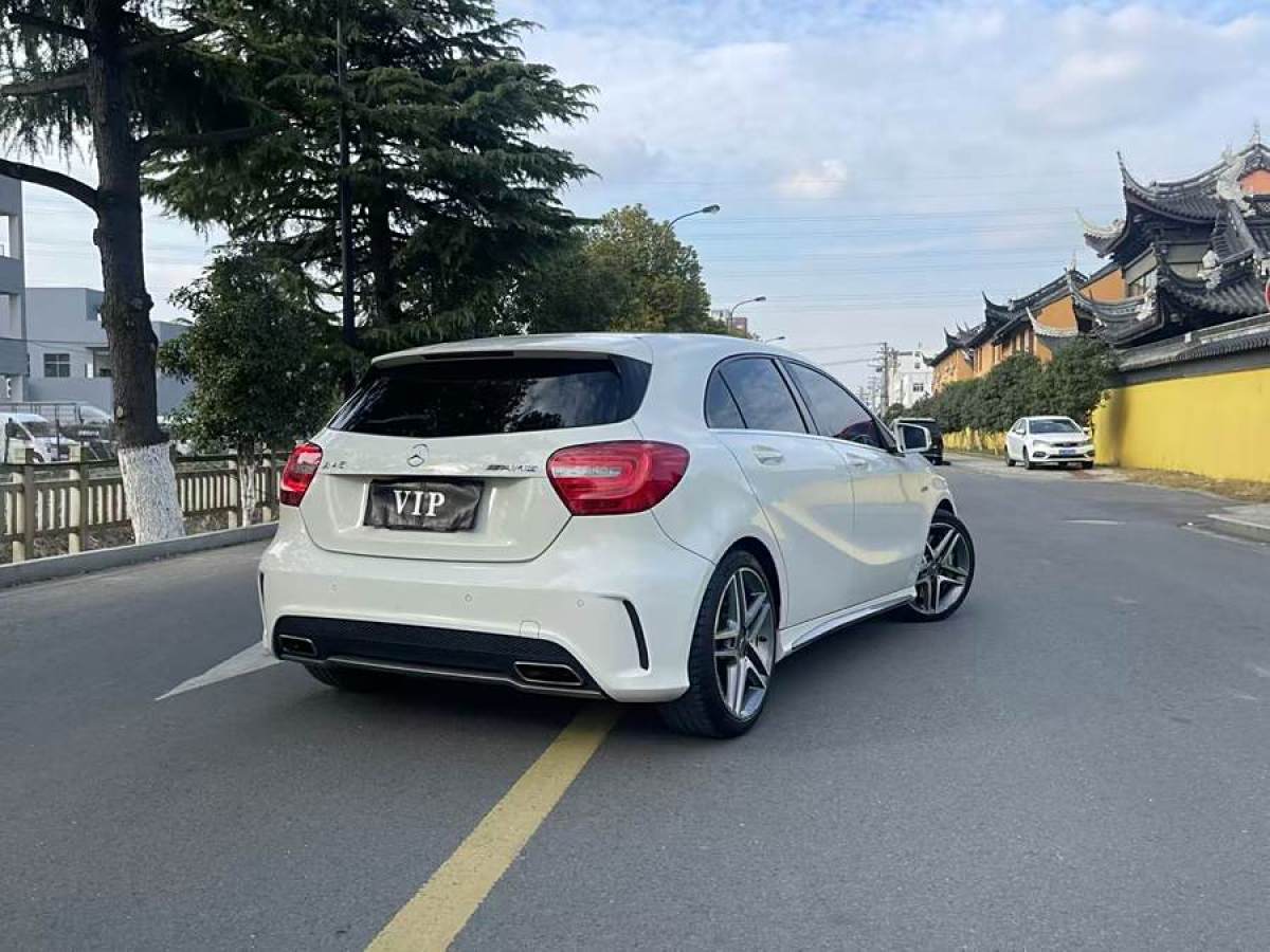 奔馳 奔馳A級AMG  2014款 AMG A 45 4MATIC圖片