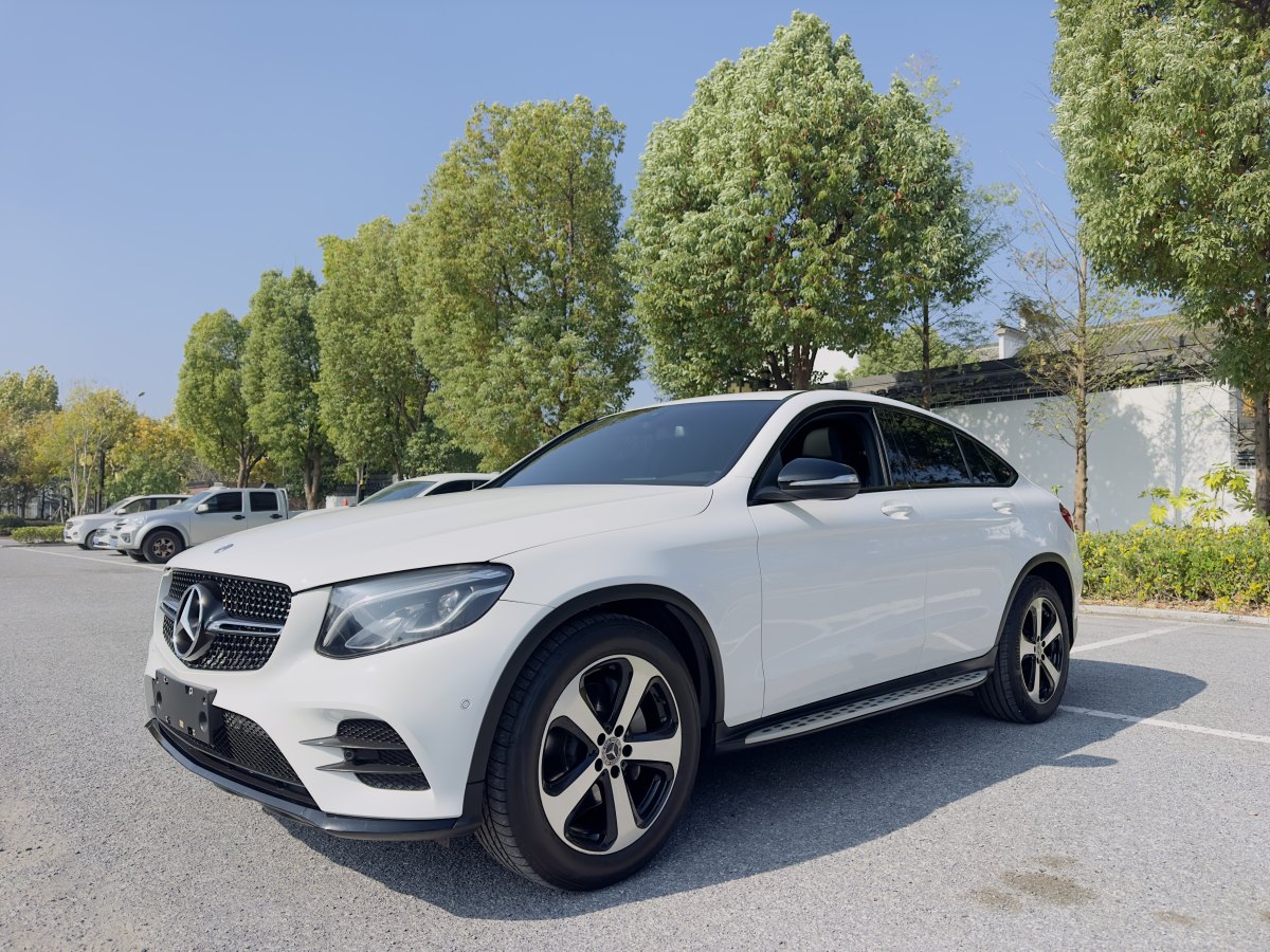 奔馳 奔馳GLC  2023款 GLC 300 4MATIC 轎跑SUV圖片