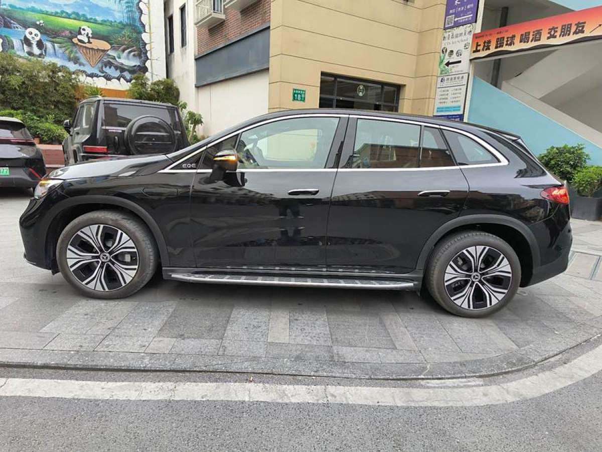 奔馳 奔馳EQE SUV  2024款 500 4MATIC 豪華版圖片