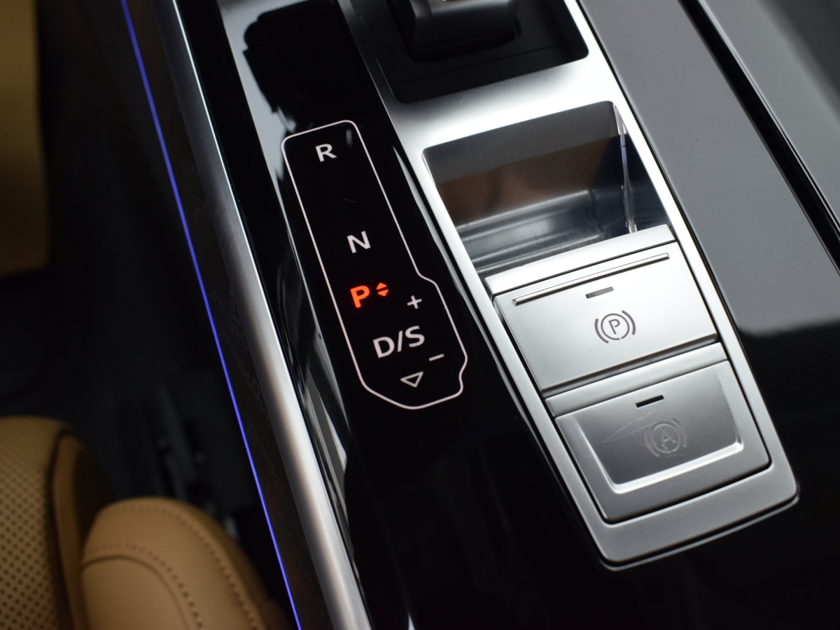 奧迪 奧迪A8  2021款 A8L 50 TFSI quattro 舒適型圖片