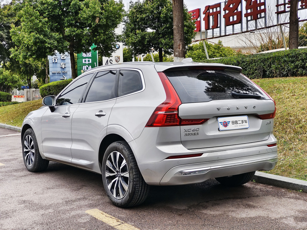 沃爾沃 XC60  2023款 B5 四驅智遠豪華版圖片