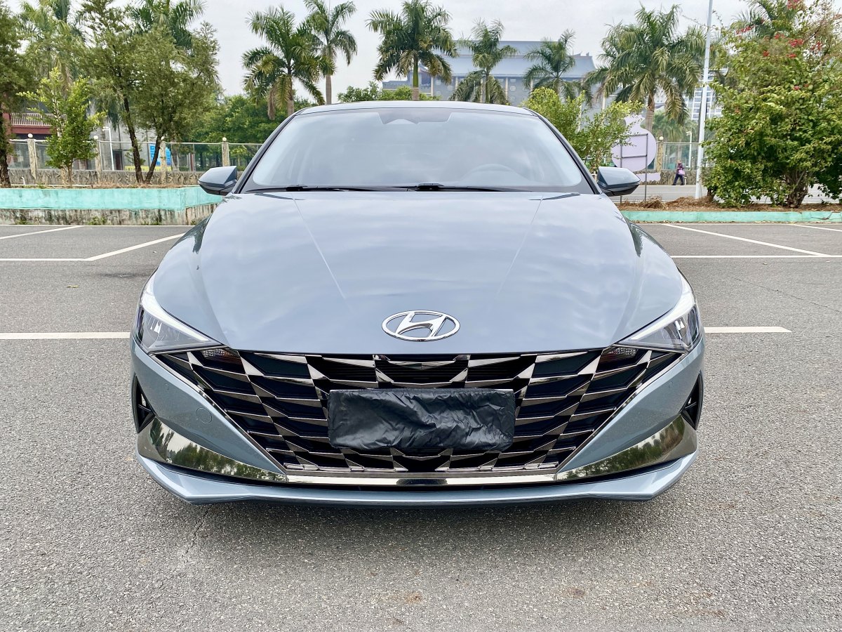 2023年9月現(xiàn)代 伊蘭特  2023款 1.5L CVT LUX尊貴版