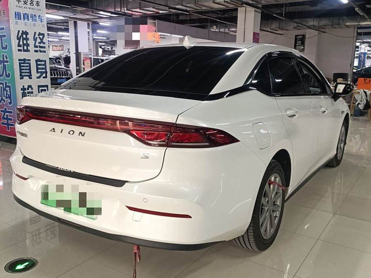 埃安 AION S  2023款 炫 580 55.2kWh 磷酸鐵鋰圖片