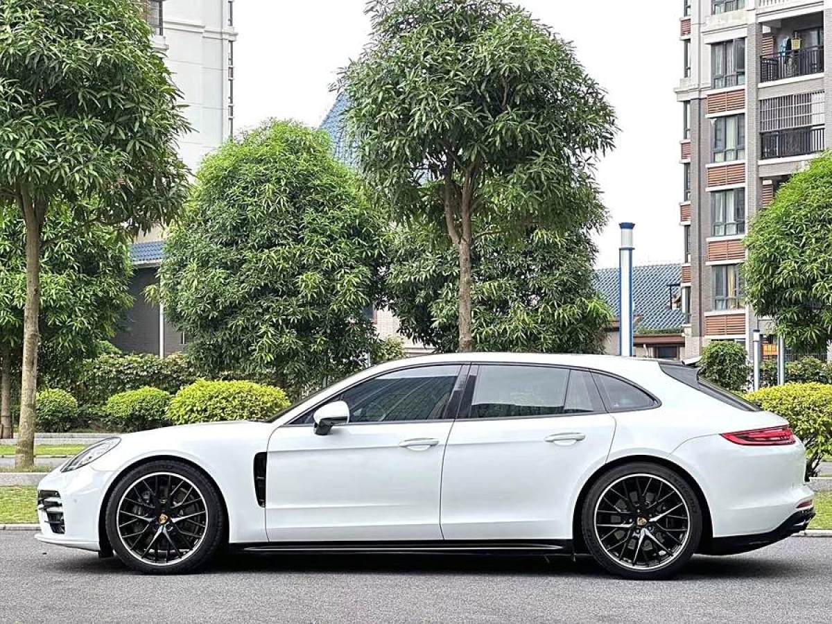 2018年7月保時(shí)捷 Panamera  2017款 Panamera 4 Sport Turismo 3.0T