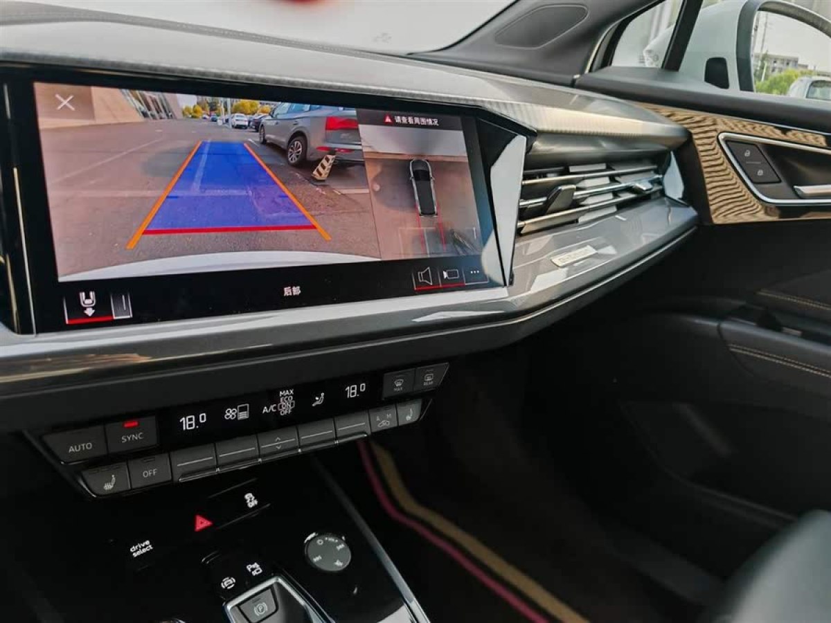 奧迪 奧迪Q4 e-tron  2024款 40 e-tron 創(chuàng)境版圖片