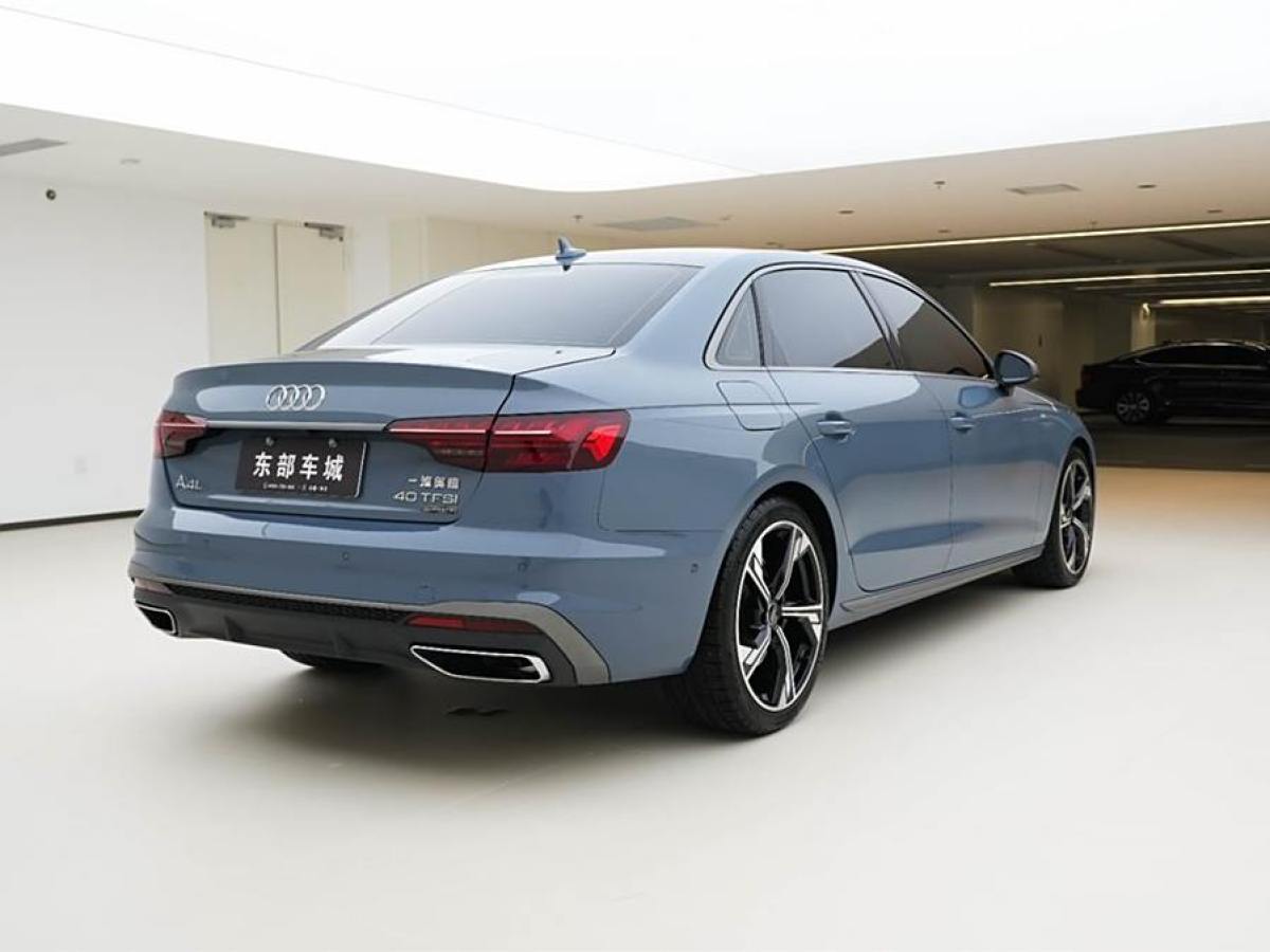 奧迪 奧迪A4L  2022款 40 TFSI quattro RS套件燃速型圖片