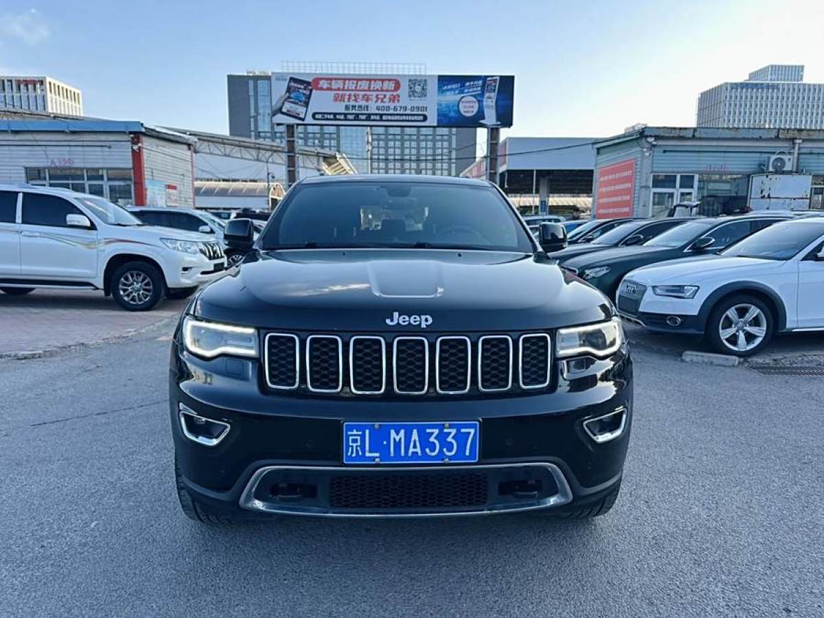 Jeep 大切諾基  2017款 3.6L 精英導(dǎo)航版圖片