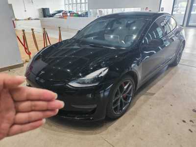 2021年3月 特斯拉 Model 3 Performance高性能全輪驅(qū)動(dòng)版圖片