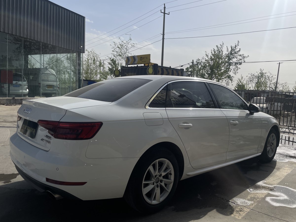 奧迪 奧迪A4L  2018款 30周年年型 40 TFSI 進取型圖片