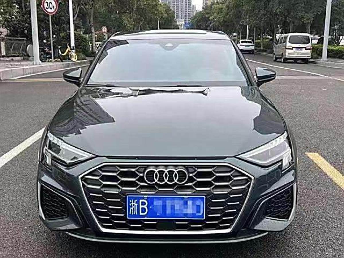 奧迪 奧迪A3  2022款 A3L Limousine 35 TFSI 時尚運動型圖片