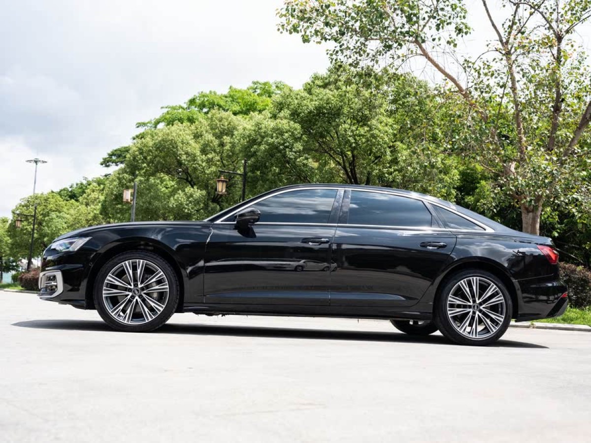 奧迪 奧迪A6L  2022款 45 TFSI quattro 臻選動(dòng)感型圖片