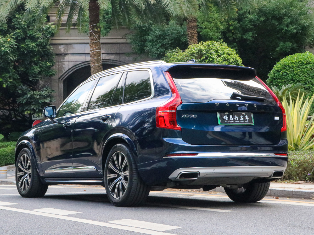 沃爾沃 XC90新能源  2021款 E驅(qū)混動(dòng) T8 智尊豪華版 7座圖片