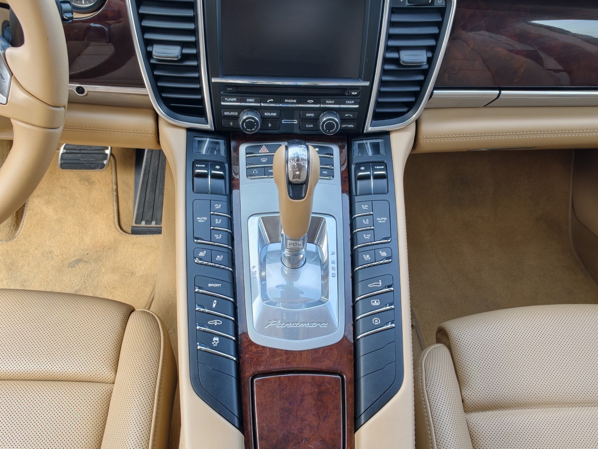保時捷 Cayenne  2011款 Cayenne Turbo 4.8T圖片