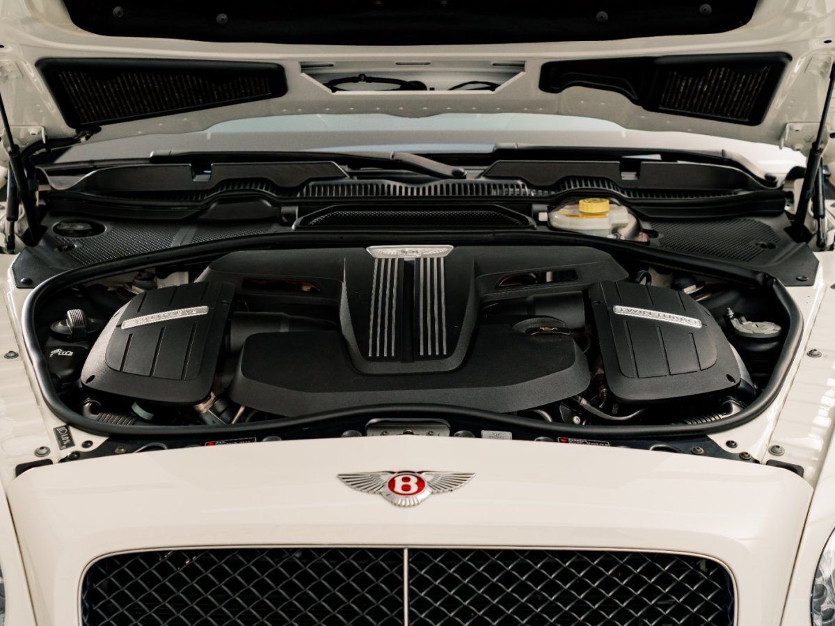 2016年9月宾利 欧陆  2016款 4.0T GT V8 S 标准版
