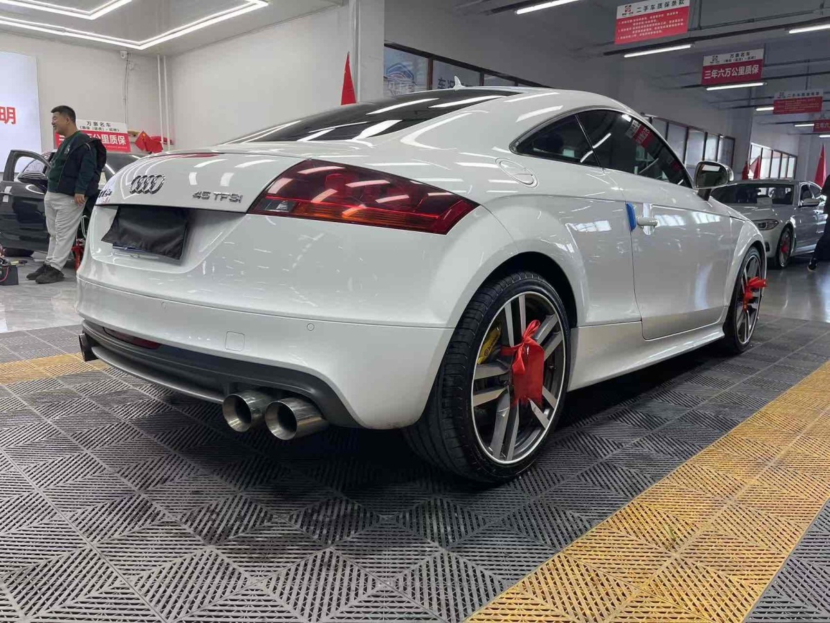 奧迪 奧迪TT  2011款 TT Coupe 2.0TFSI quattro圖片