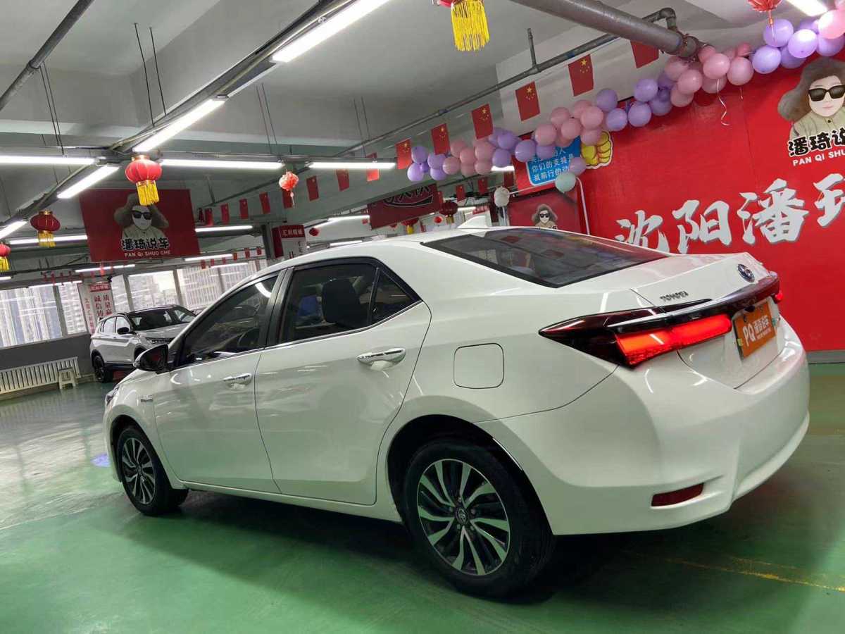 豐田 卡羅拉  2017款 改款雙擎 1.8L E-CVT領(lǐng)先版圖片