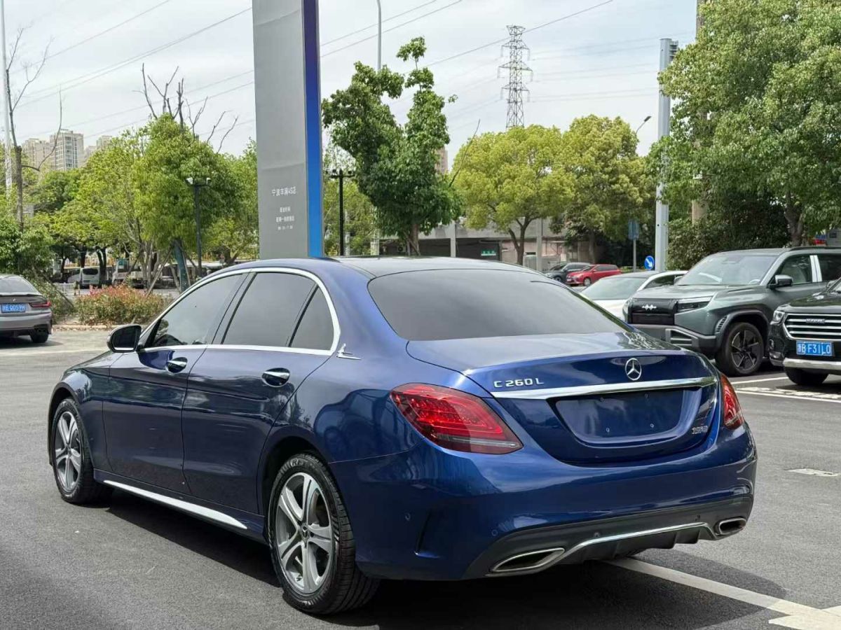 奔馳 奔馳C級(jí)  2020款 C 300 L圖片