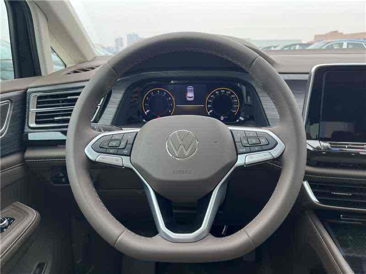 大眾 威然  2024款 330TSI 豪華版圖片