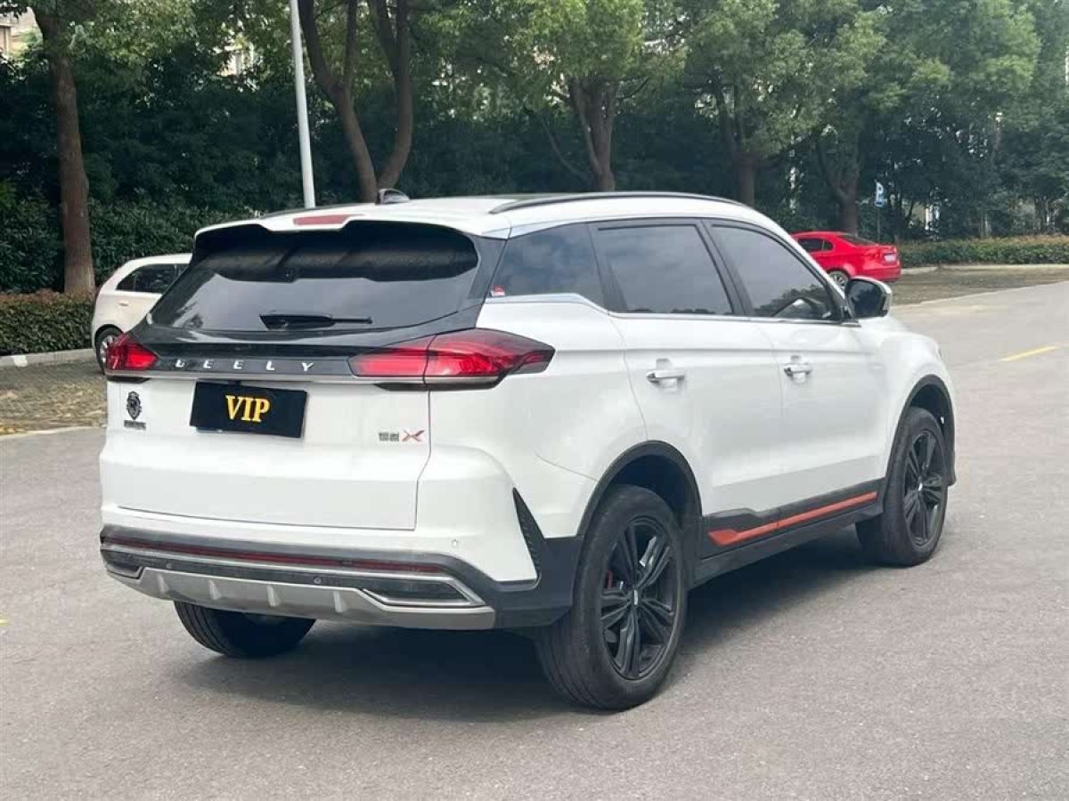 吉利 博越  2021款 百萬款 1.8TD DCT兩驅(qū)豪華型圖片