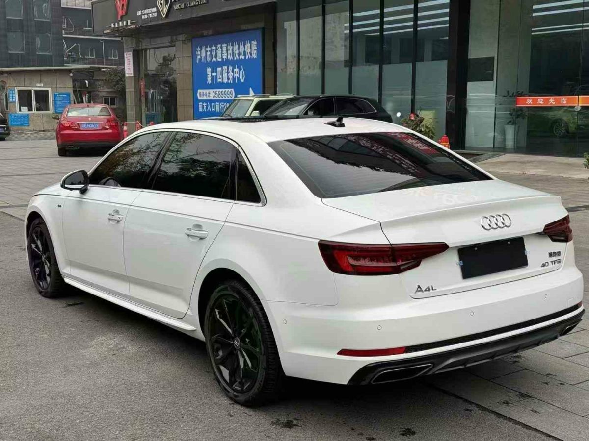 奧迪 奧迪A4L  2019款 35 TFSI 進(jìn)取型 國V圖片