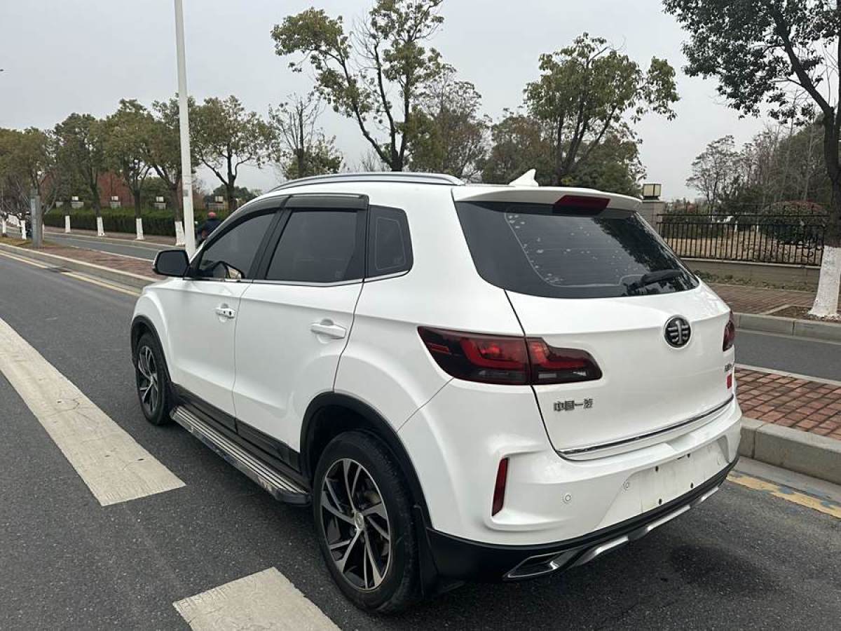 奔騰 X40  2019款  1.6L 自動(dòng)豪華型 國(guó)VI圖片