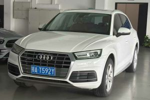 奧迪Q3 奧迪  35 TFSI 時(shí)尚動(dòng)感型